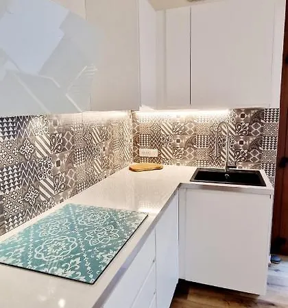 Mantegna Boutique Apartment, 75mq, 100mt From The Lake, Free Parking * シルミオーネ